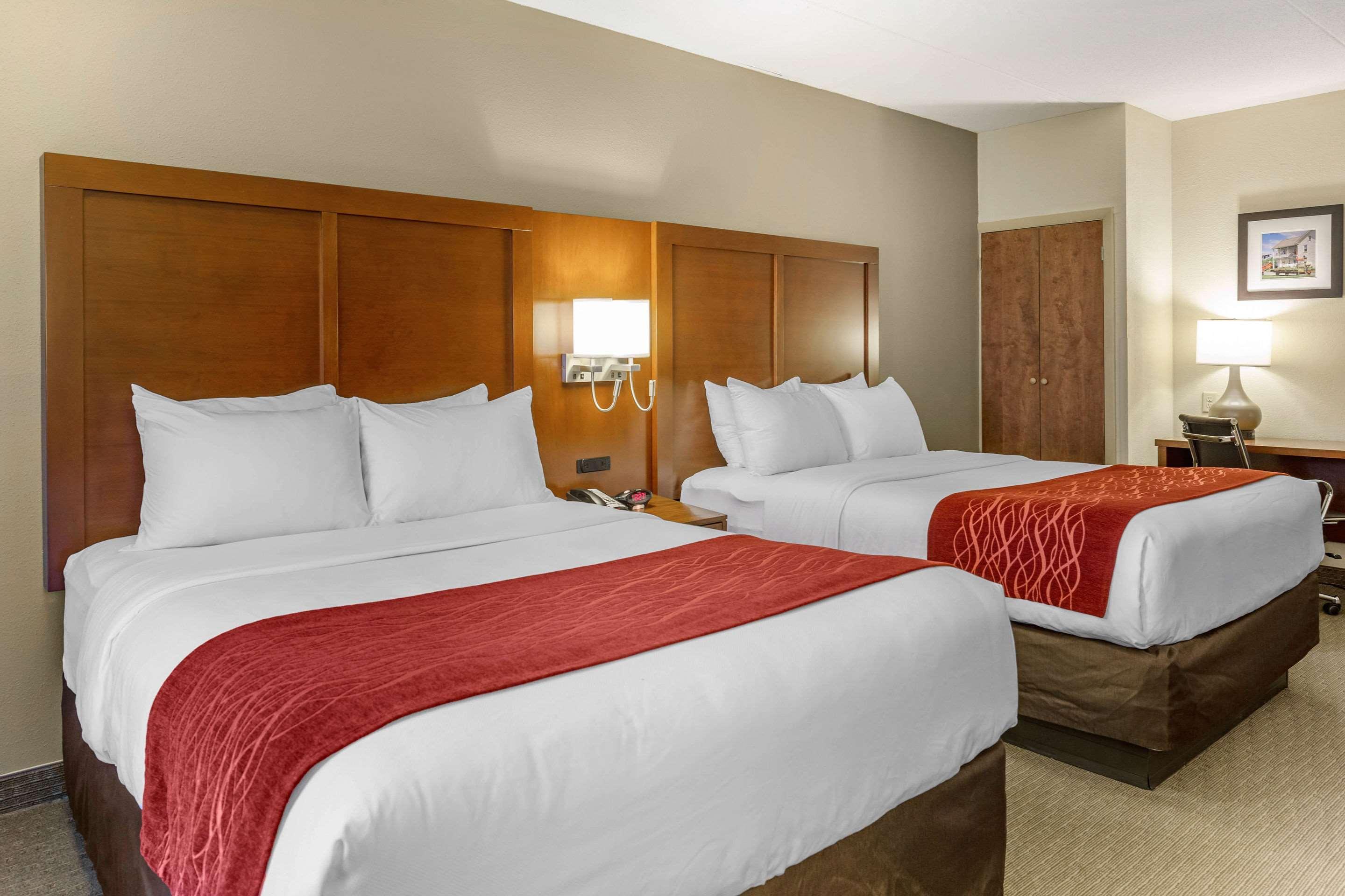 Comfort Inn Lancaster At Rockvale Smoketown  Extérieur photo