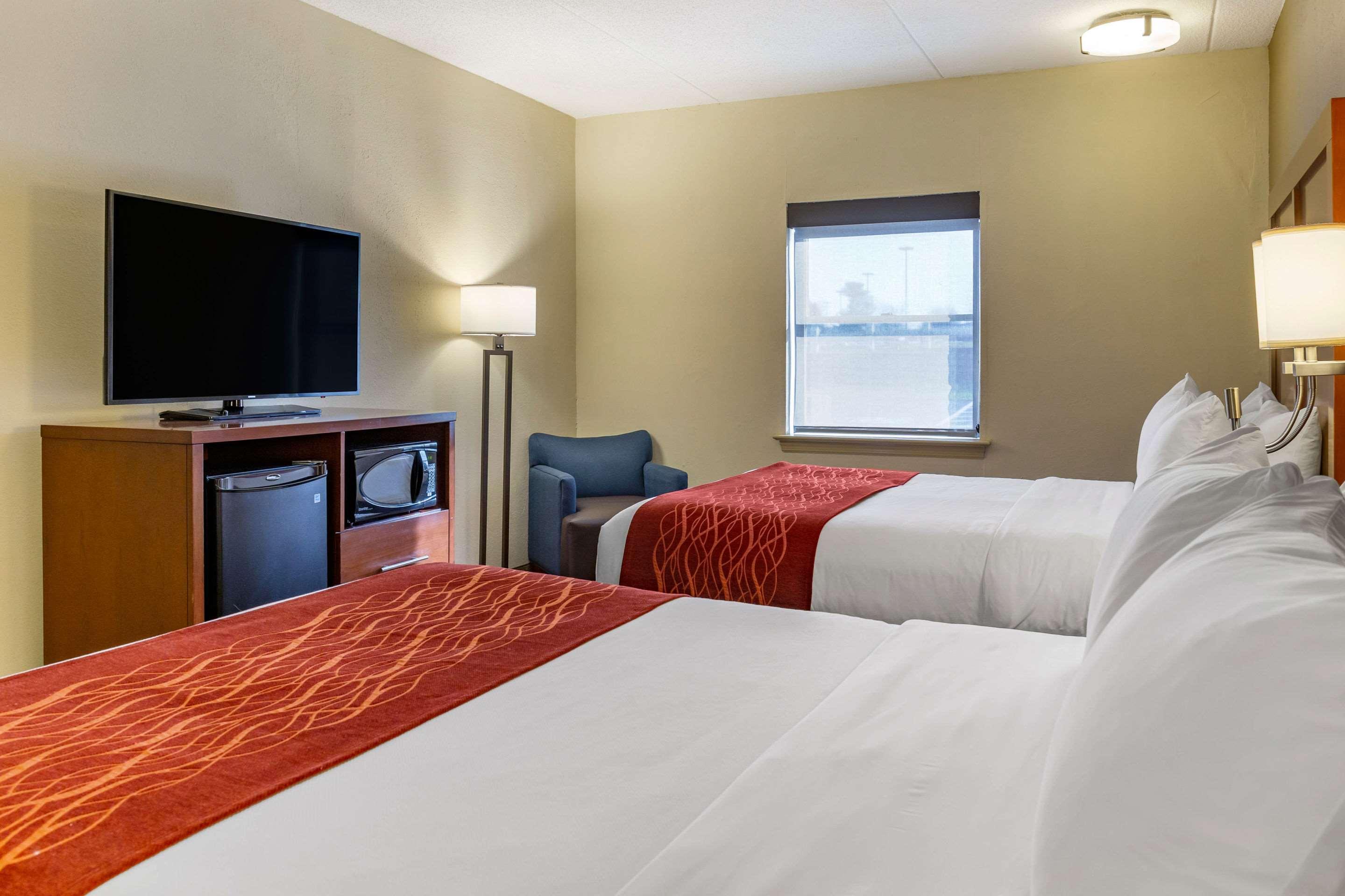 Comfort Inn Lancaster At Rockvale Smoketown  Extérieur photo