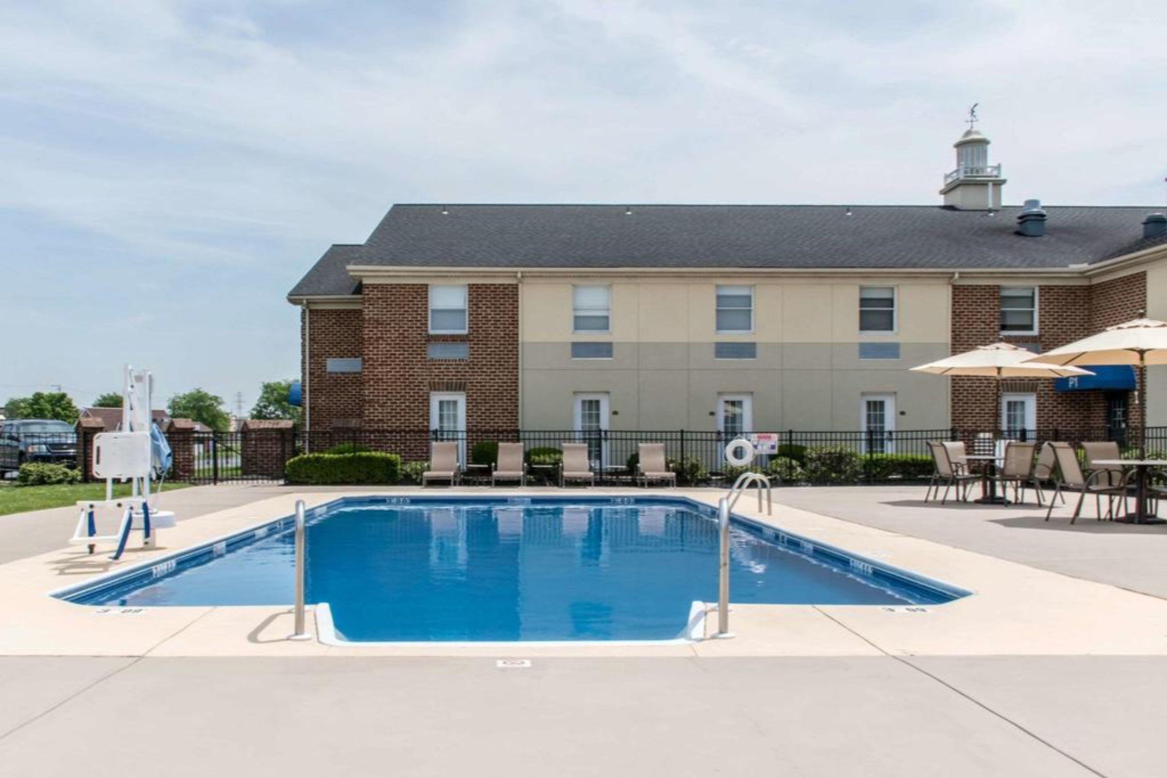 Comfort Inn Lancaster At Rockvale Smoketown  Extérieur photo