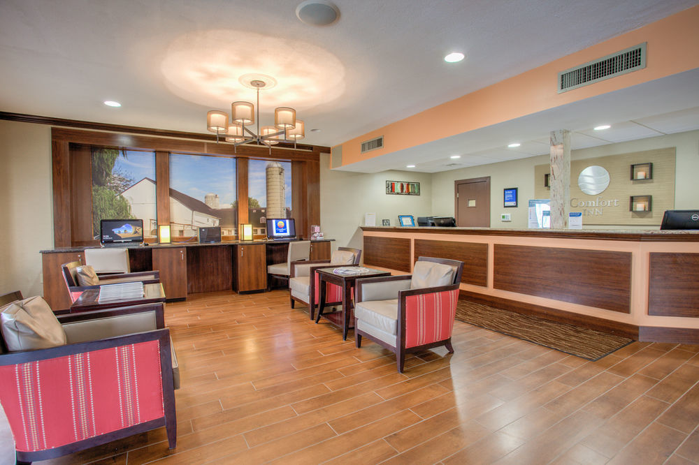 Comfort Inn Lancaster At Rockvale Smoketown  Extérieur photo