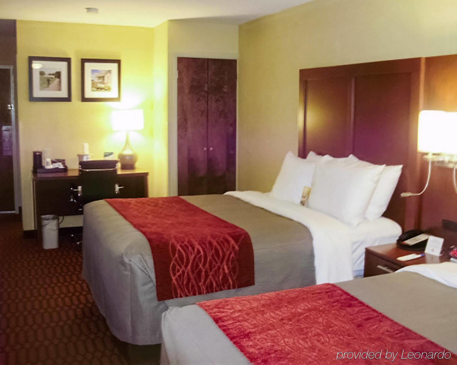 Comfort Inn Lancaster At Rockvale Smoketown  Extérieur photo