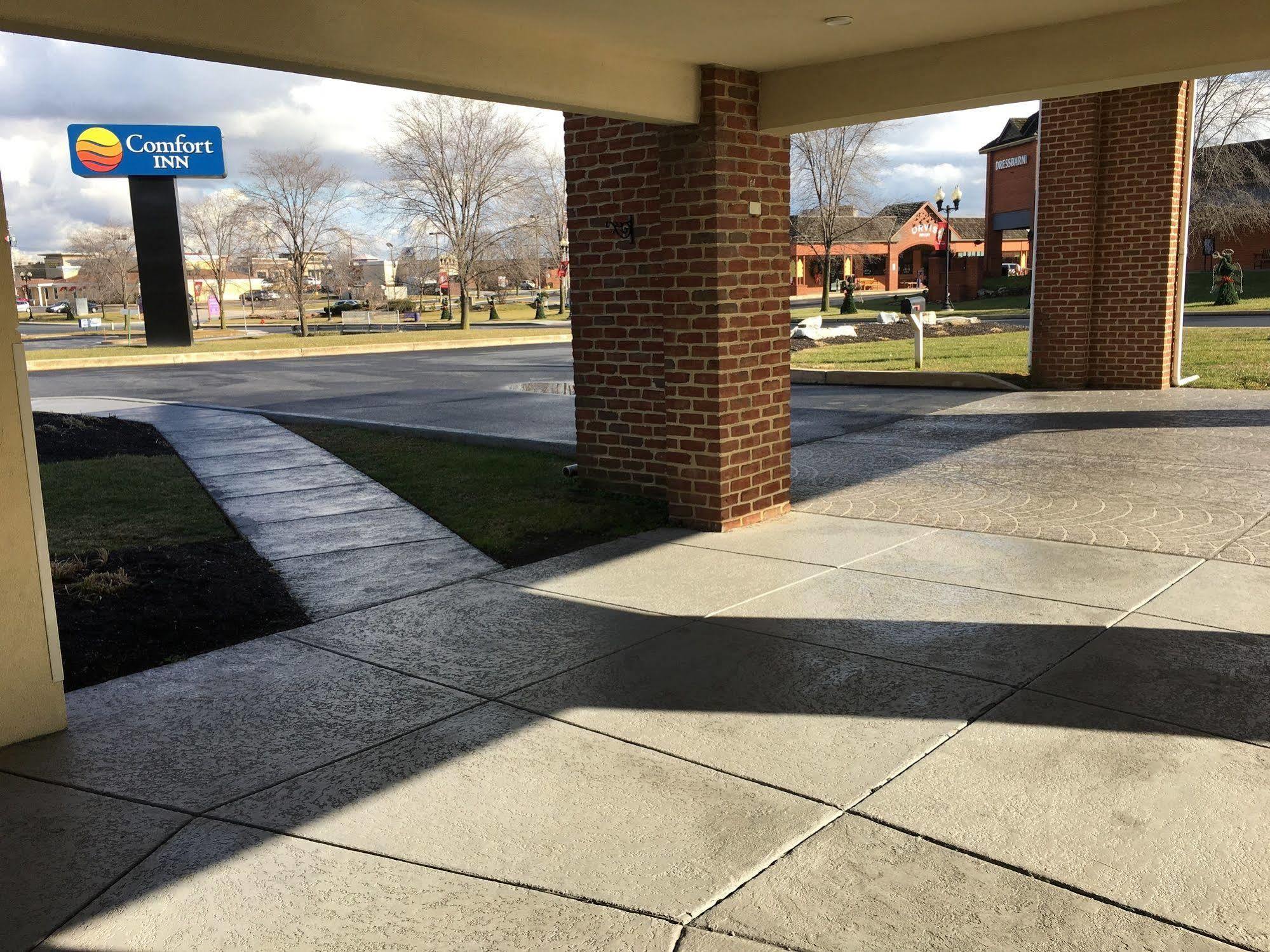 Comfort Inn Lancaster At Rockvale Smoketown  Extérieur photo